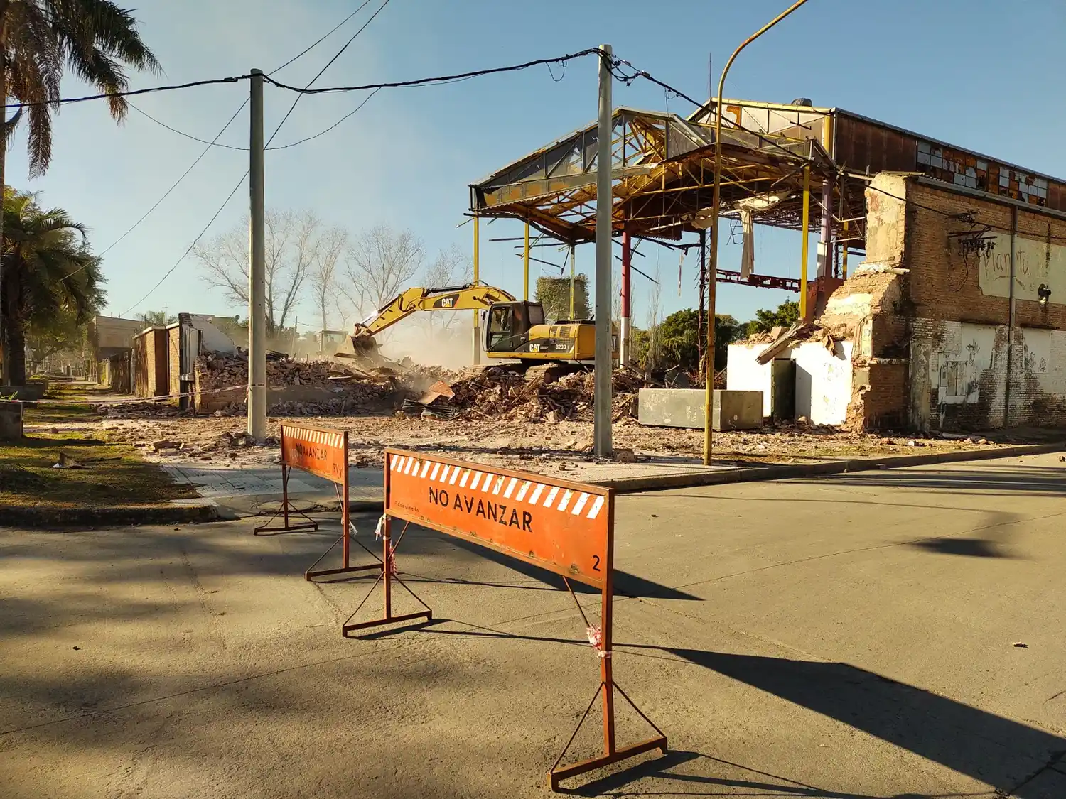 demolicion la fabrica disco rafaela