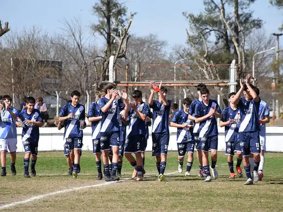Atlético, Ben Hur y 9 de Julio representan a la LRF en el Regional Juvenil