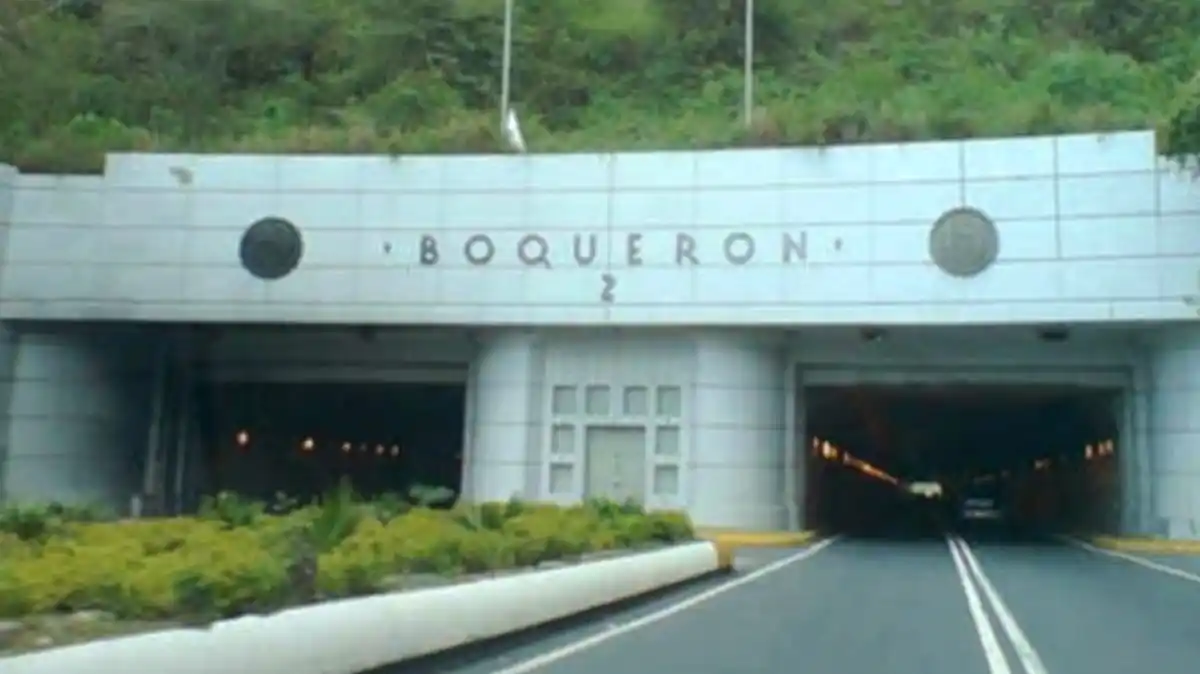AUTOPISTA CARACAS-LA GUAIRA CERRADA PARCIALMENTE: realizan trabajos en túneles Boquerón I y II
