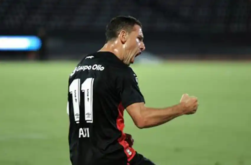 Maxi Rodríguez: «Burgos es un entrenador muy exigente, brinda mucha energía»