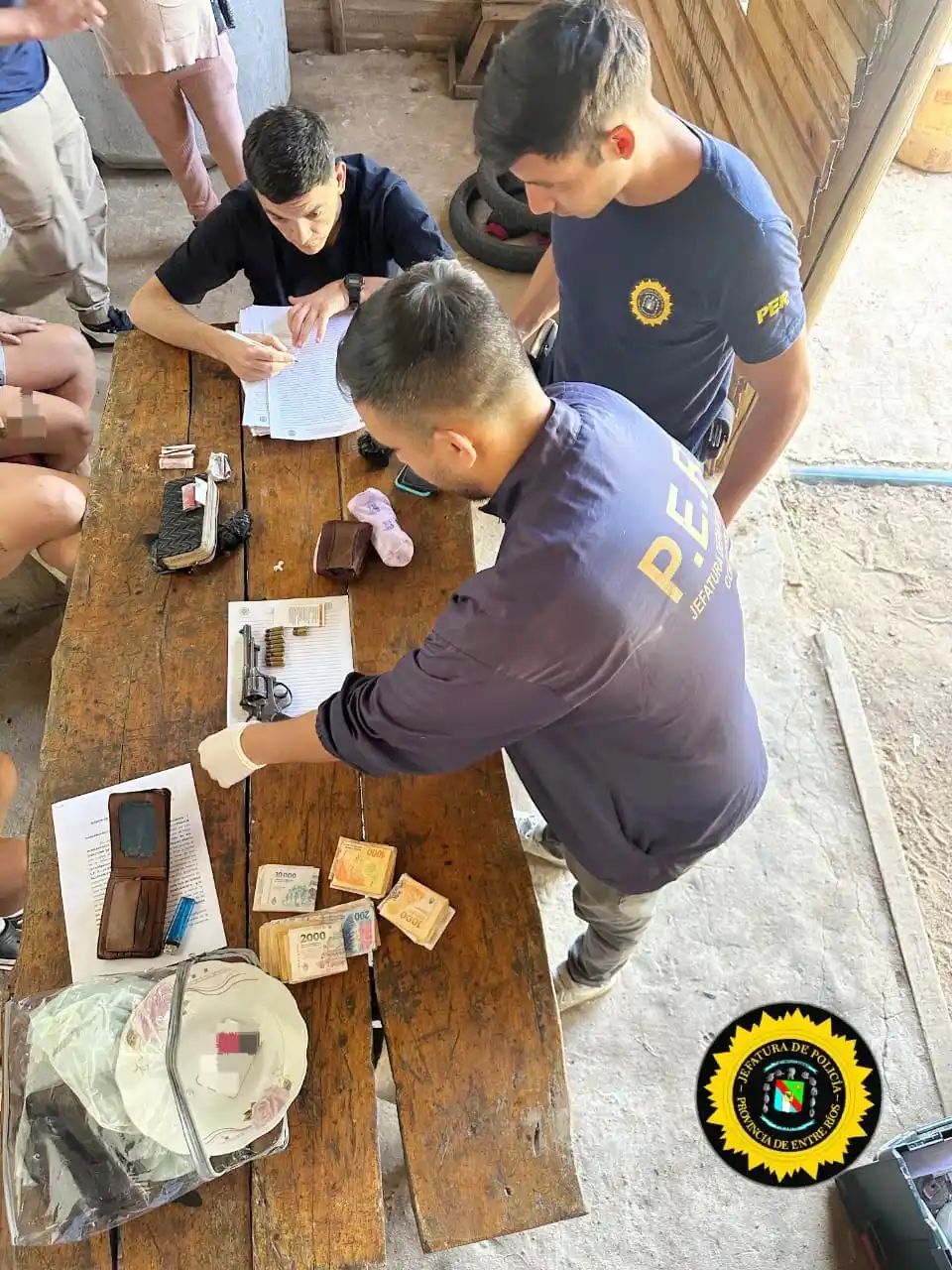 Allanamiento positivo en Concordia: Secuestran armas y drogas