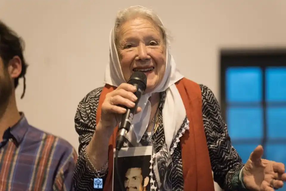 Este viernes Nora Cortiñas recibirá el título Doctora Honoris Causa de la UNER