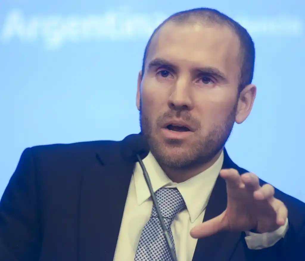 Guzmán irá al Congreso el miércoles, en coincidencia con la visita del FMI al país