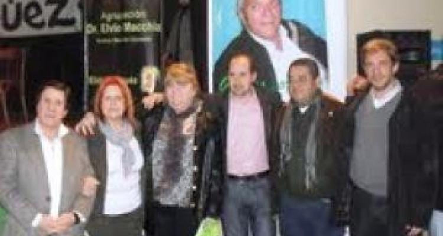 Lanzaron en Lanús la agrupación “Elvio Macchia”