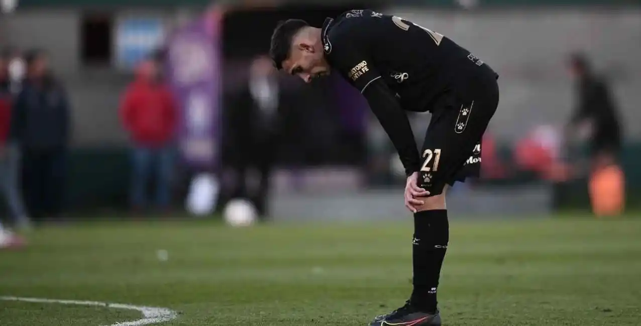 Colón enfrenta a Sarmiento en Junín