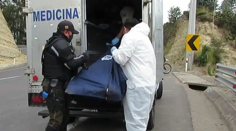 ¿LO EXTERMINARON? Asesinan a un venezolano en la frontera entre Ecuador y Colombia