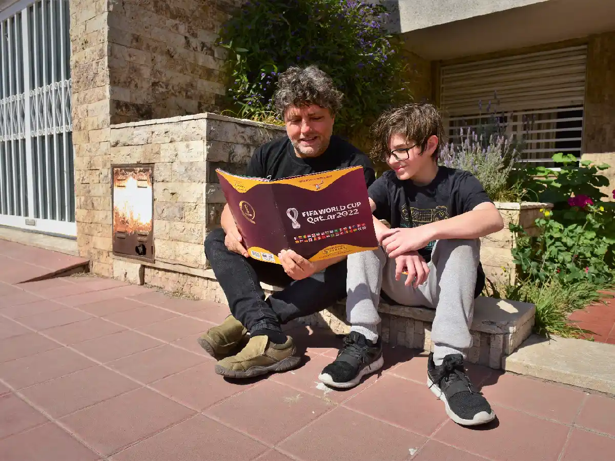 Coleccionar figuritas, ese hobby sin tiempo ni edad 