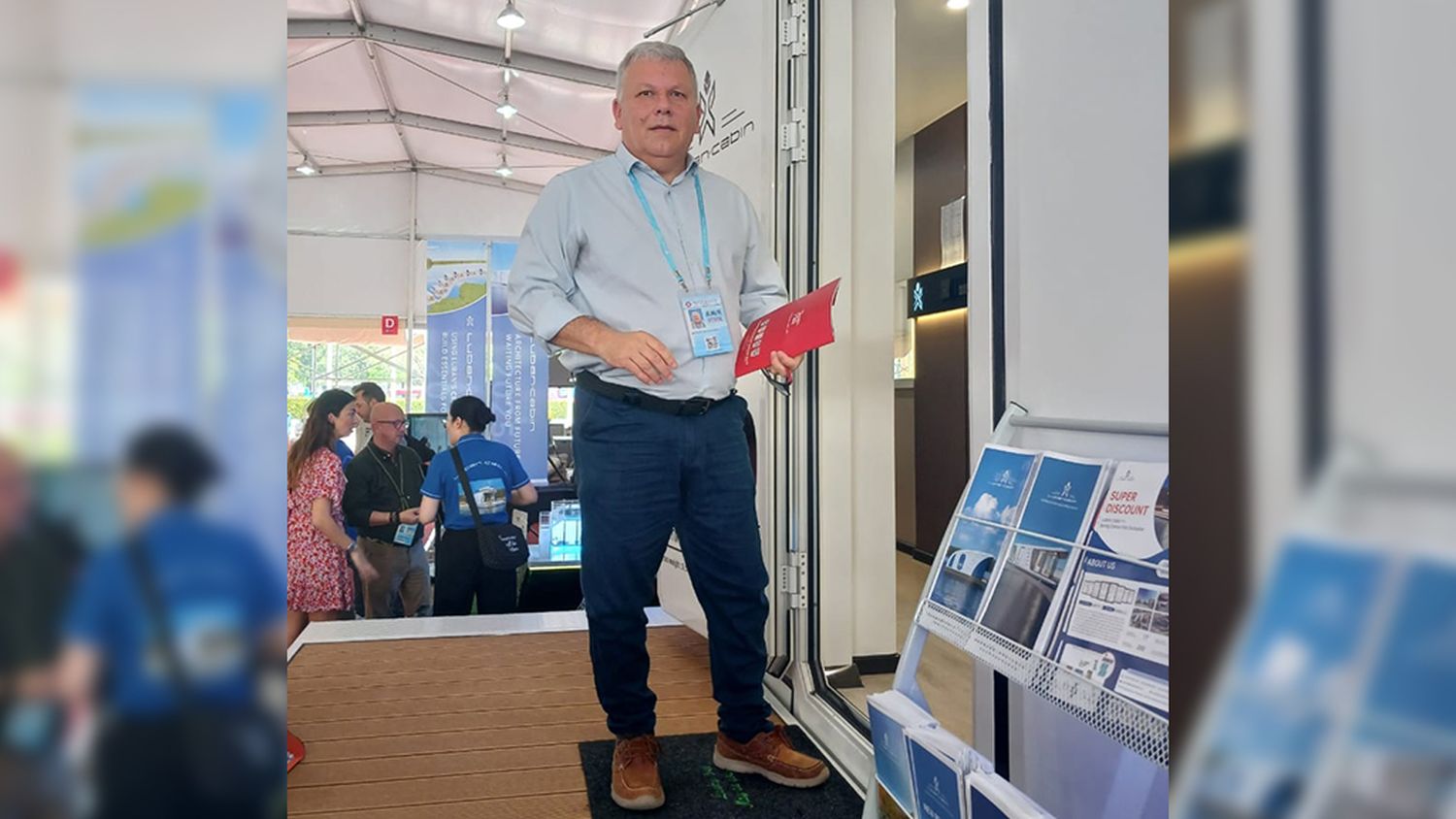 Gustavo Benedetti durante su participación en la Feria de Cantón, explorando tecnologías para modernizar Arroyito