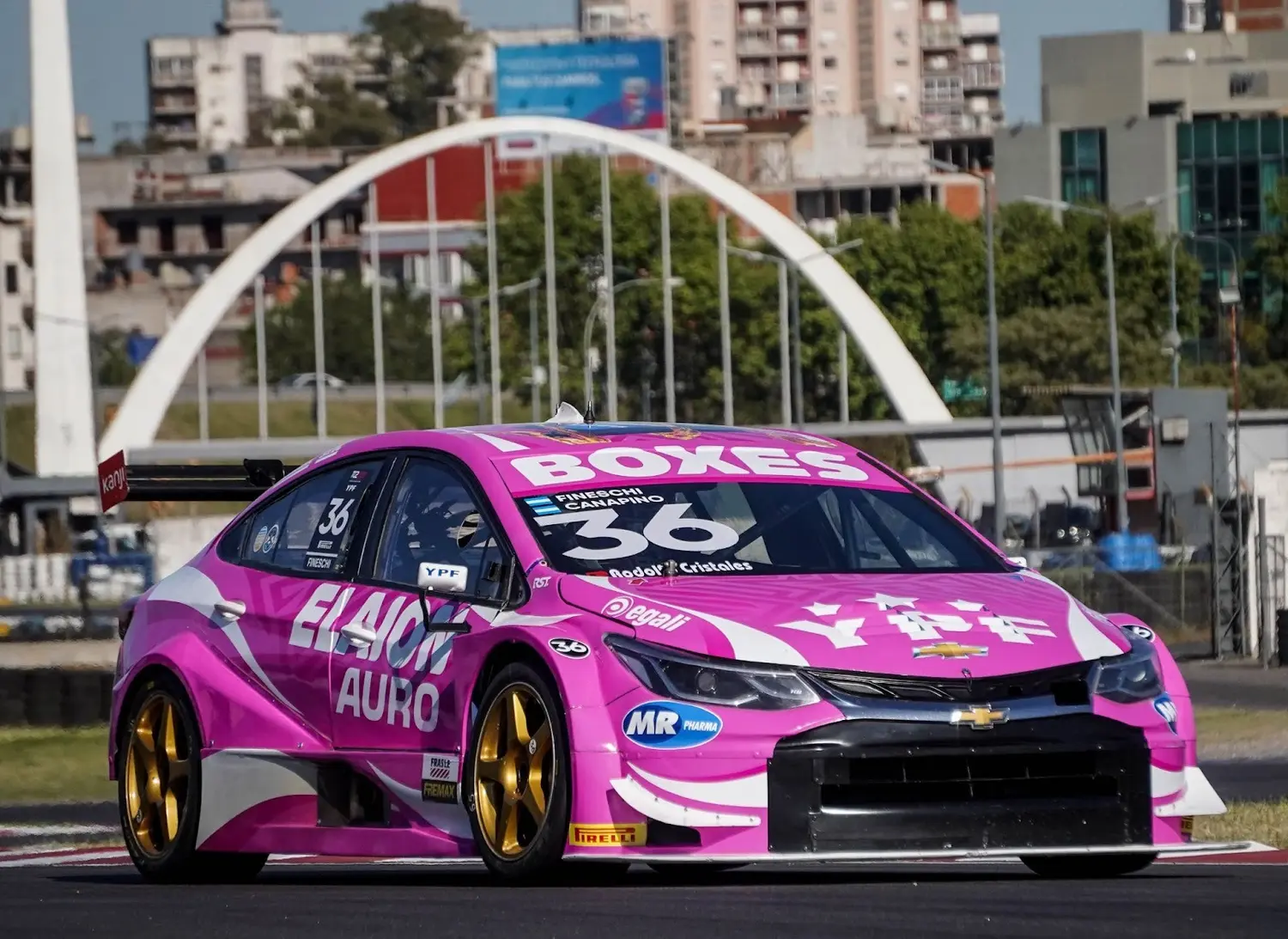 La dupla de Damián Fineschi y Agustín Canapino, se impuso en los 200Km de Buenos Aires del TC2000