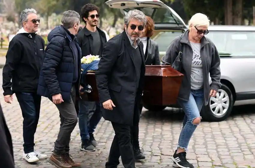 Dolor en la despedida de la mamá de Ricardo Darín
