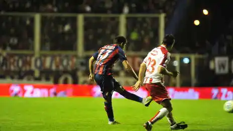 San Lorenzo ganó y mandó al descenso a Unión