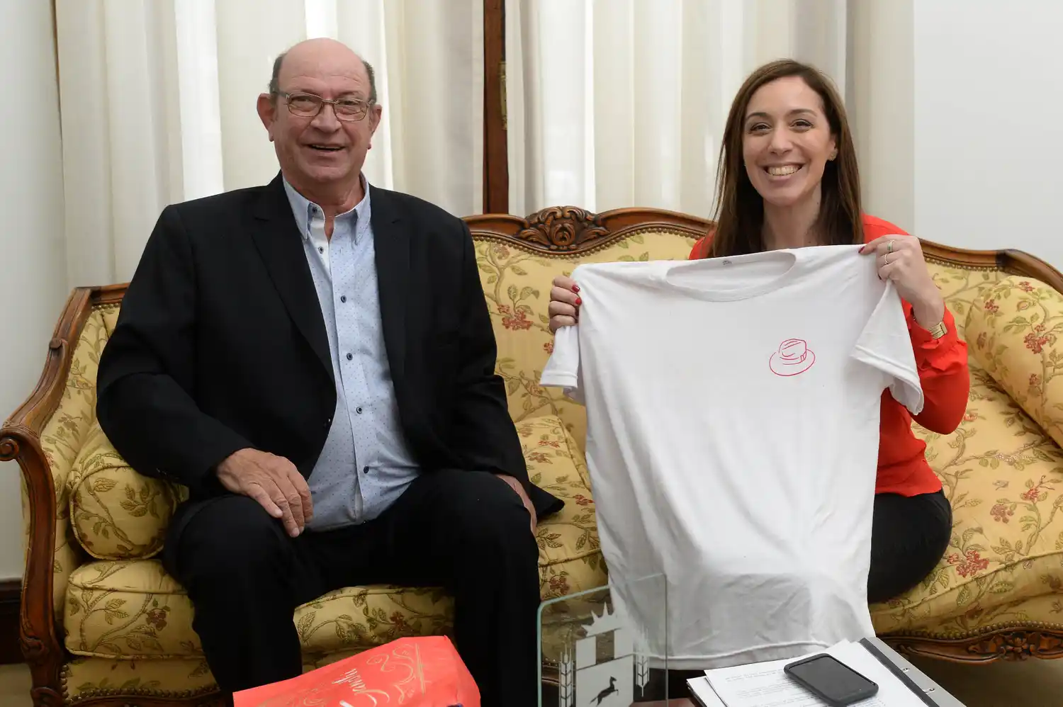 Tellechea fue recibido por Vidal: "Se nota la presencia de la Gobernadora" 