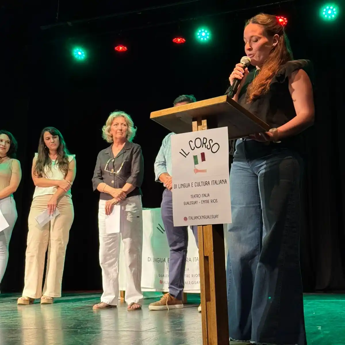 Emotiva entrega de diplomas del Curso de Lengua y Cultura Italiana en la Sociedad Italia