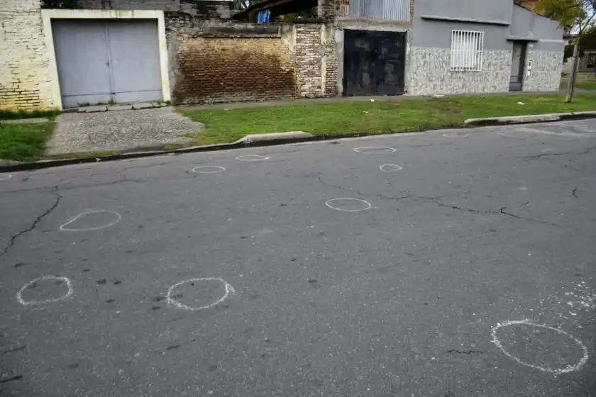 Balacera en zona sur: cinco heridos tras el ataque de un grupo de encapuchados