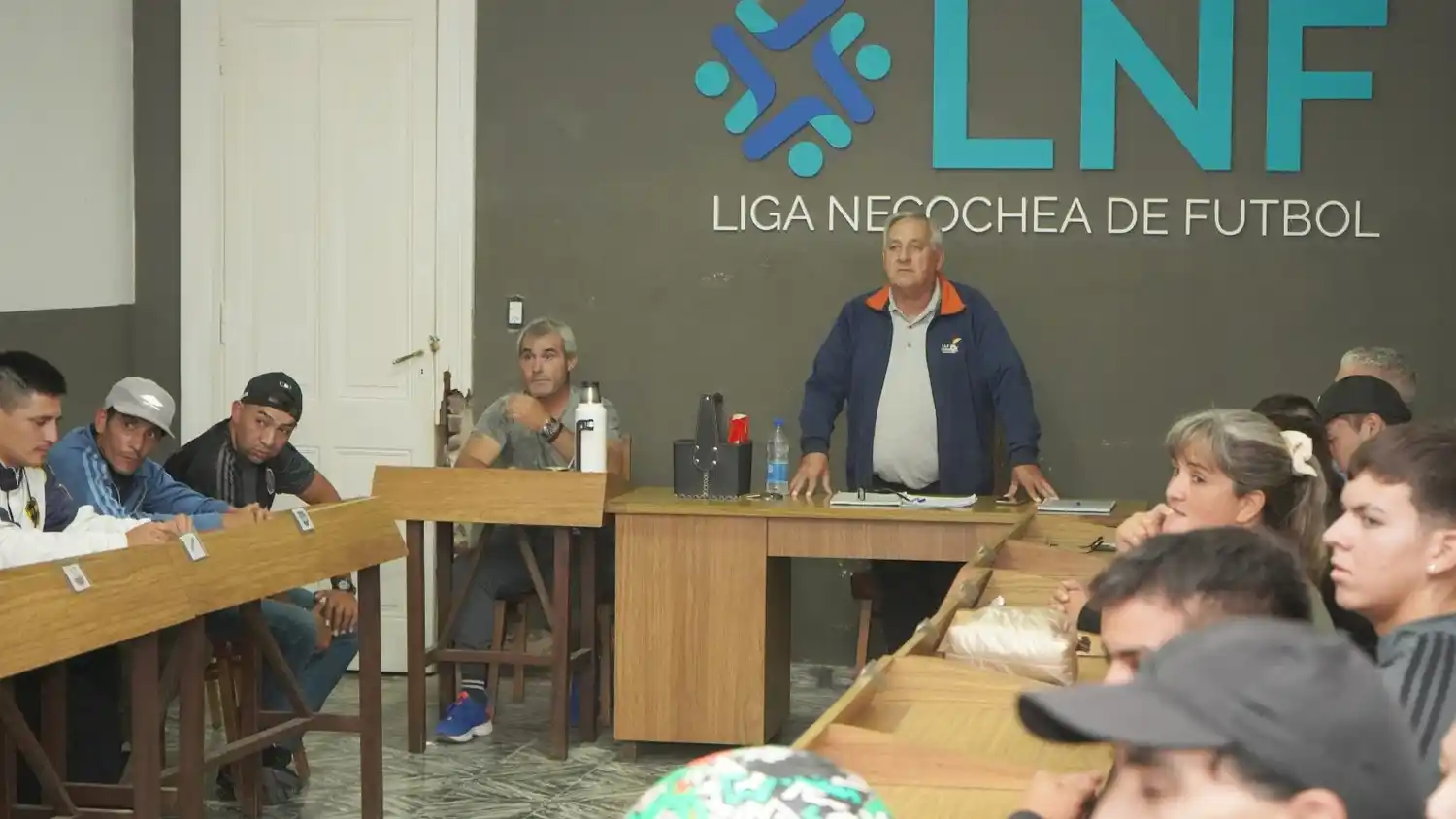 Luis Carlos Krombauer brindó su primera jornada de capacitación arbitral