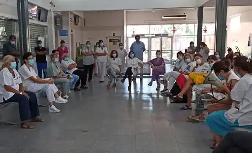 Médicos contra el modelo de presentismo con reconocimiento facial del Municipio de La Matanza 