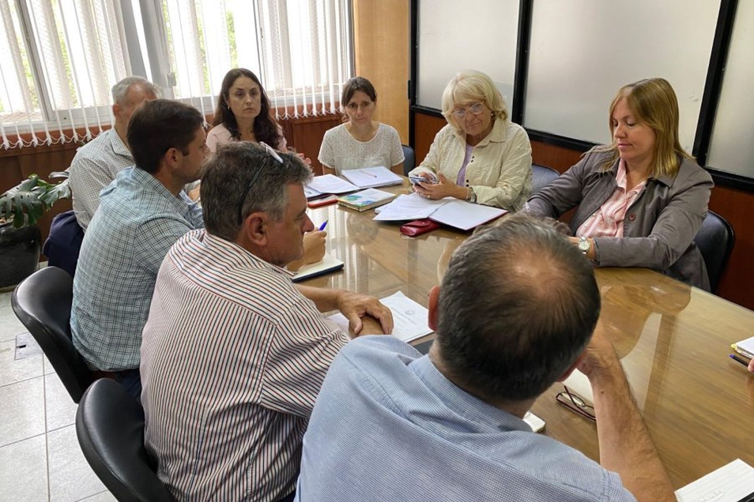 El intendente Viotti se reunió con autoridades de la Sociedad Rural