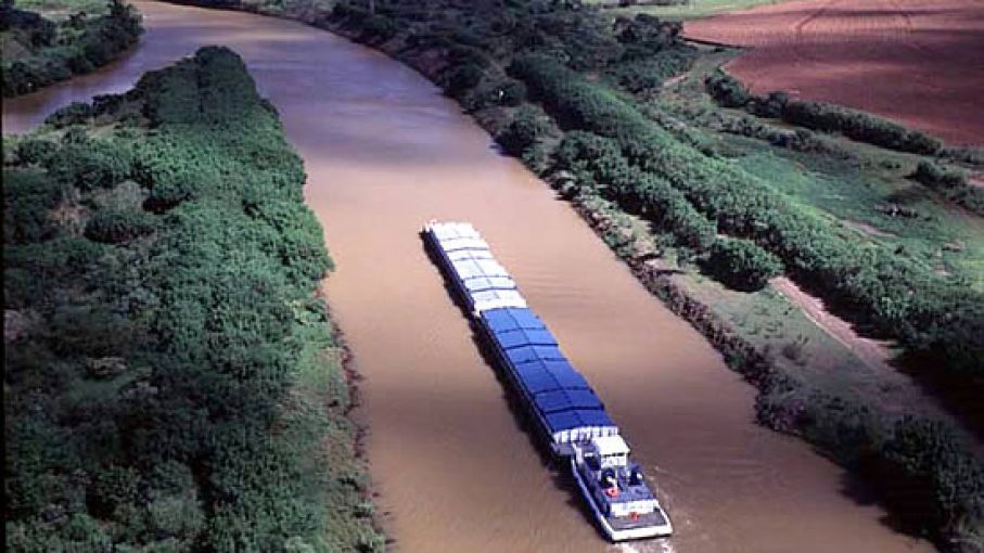 Impulsan la creación de un ente interjurisdiccional para administrar los recursos del Río Paraná