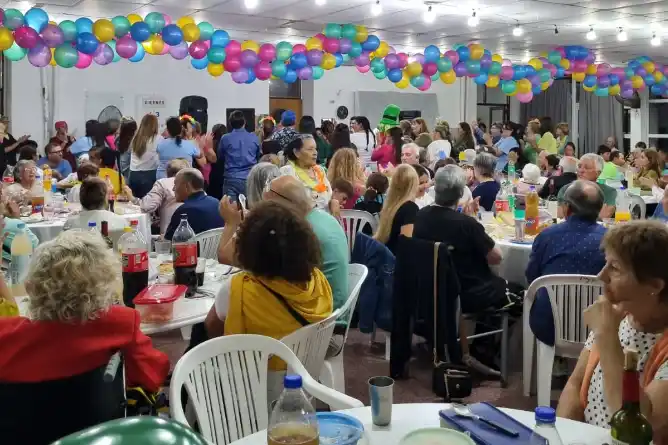 Se realizó la tradicional cena de fin de año en la Residencia Elena Herbert de Estefanell