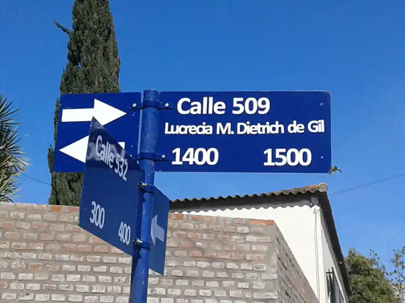 Señalizar calles con criterio uniforme
