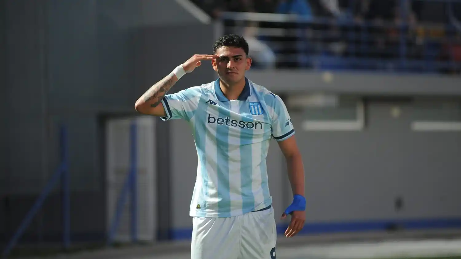 Paredes convirtió para Racing ante Boca.