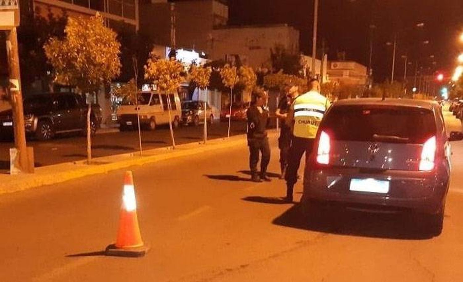 Prórroga a la  prohibición de  circulación  nocturna