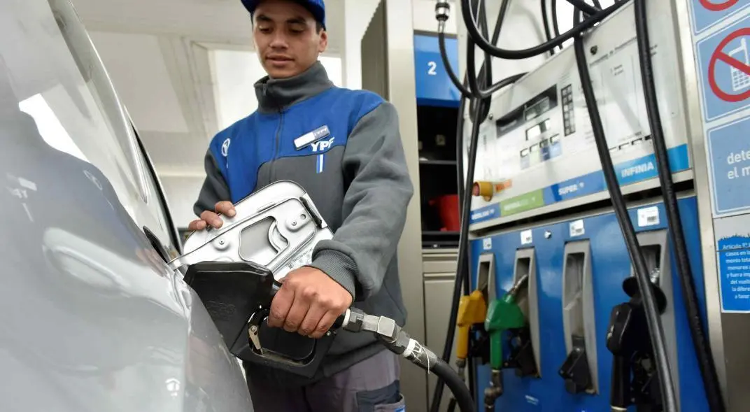 Petroleros suspendieron el paro y no peligra el suministro de combustible