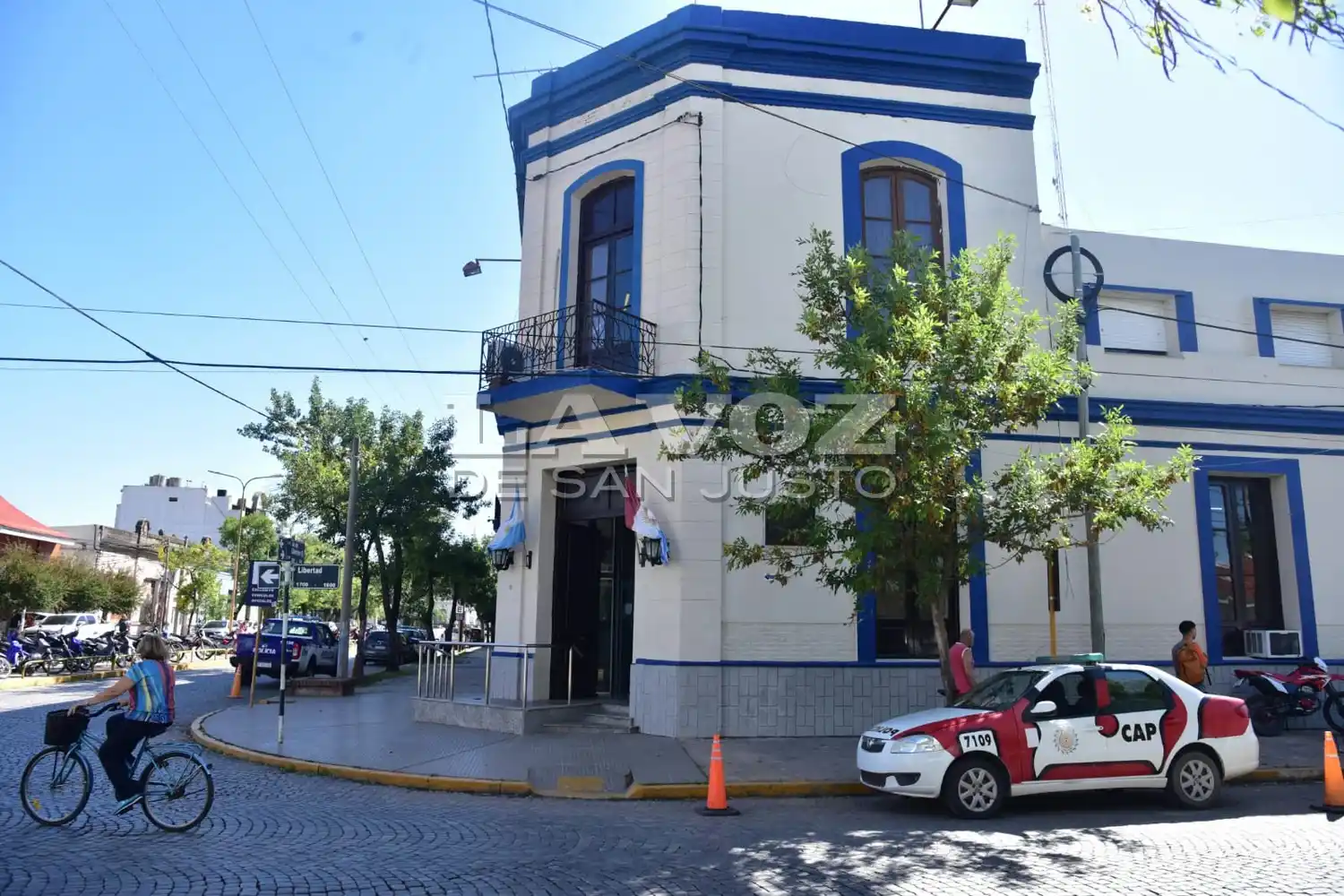 El hombre fue arrestado y quedó a disposición de la justicia.