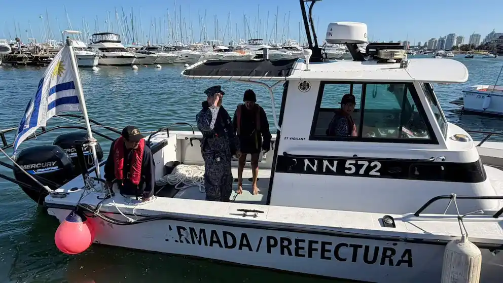 Un argentino sobrevivió 12 horas a la deriva en Punta del Este