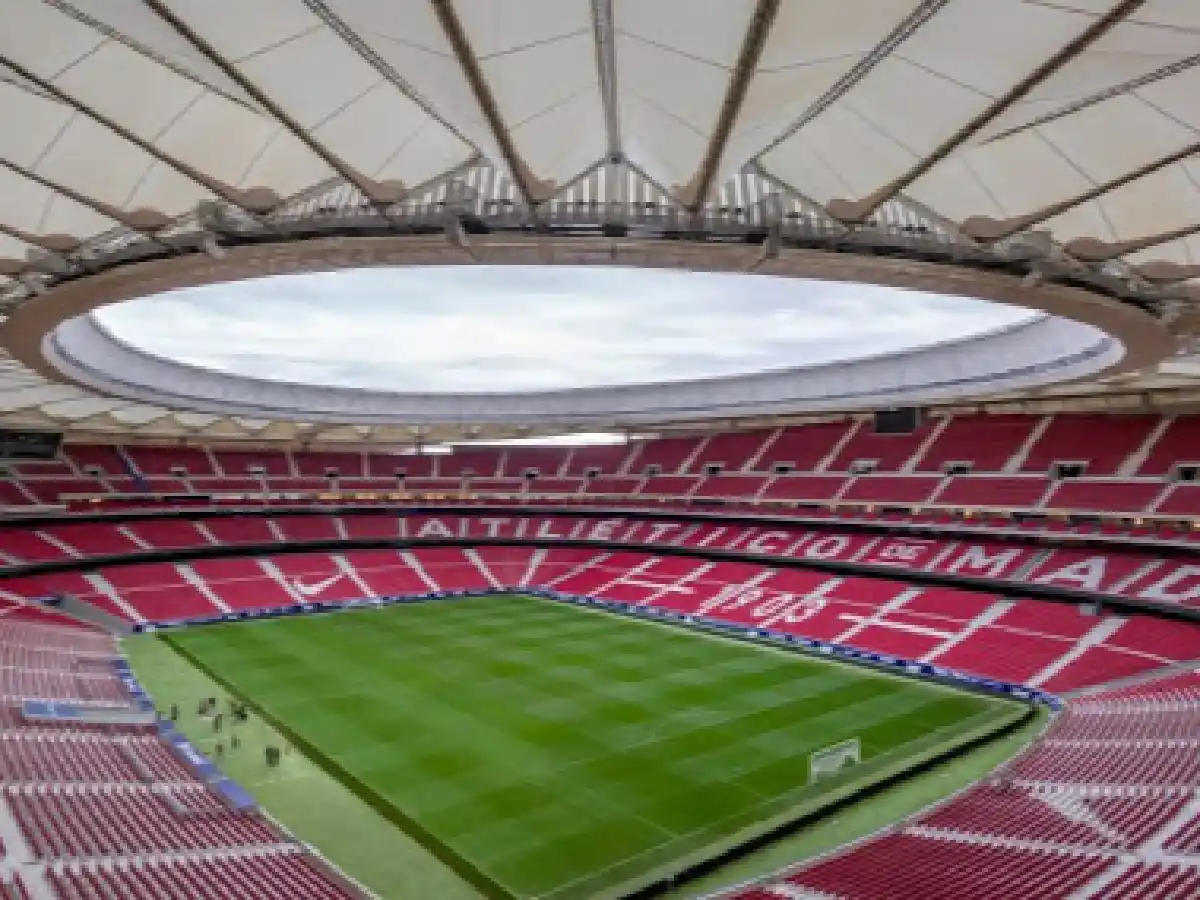 En España ven "imposible" la vuelta del público a los estadios en el corto plazo