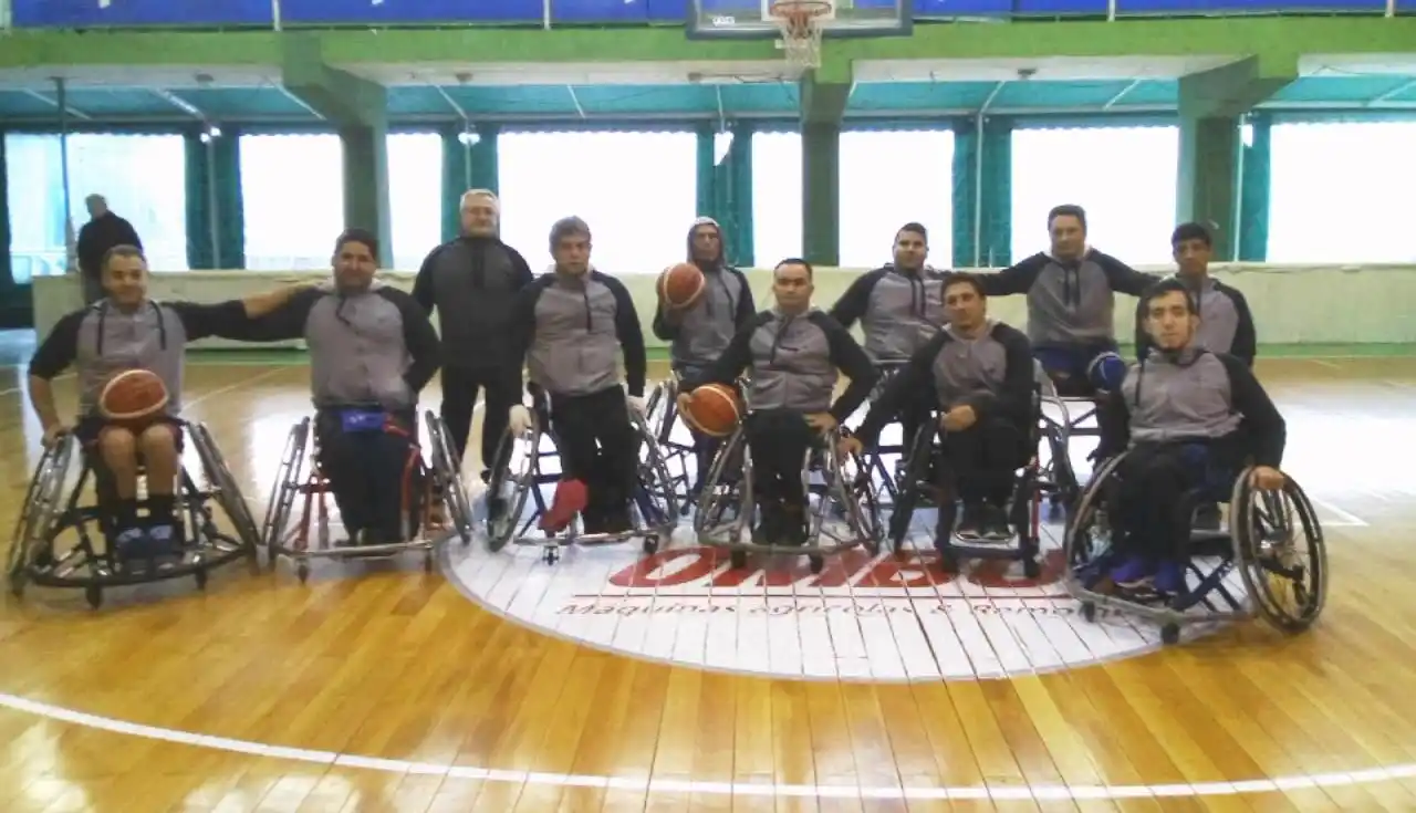 Juntan fondos para viaje equipo de básquet adaptado en Rosario