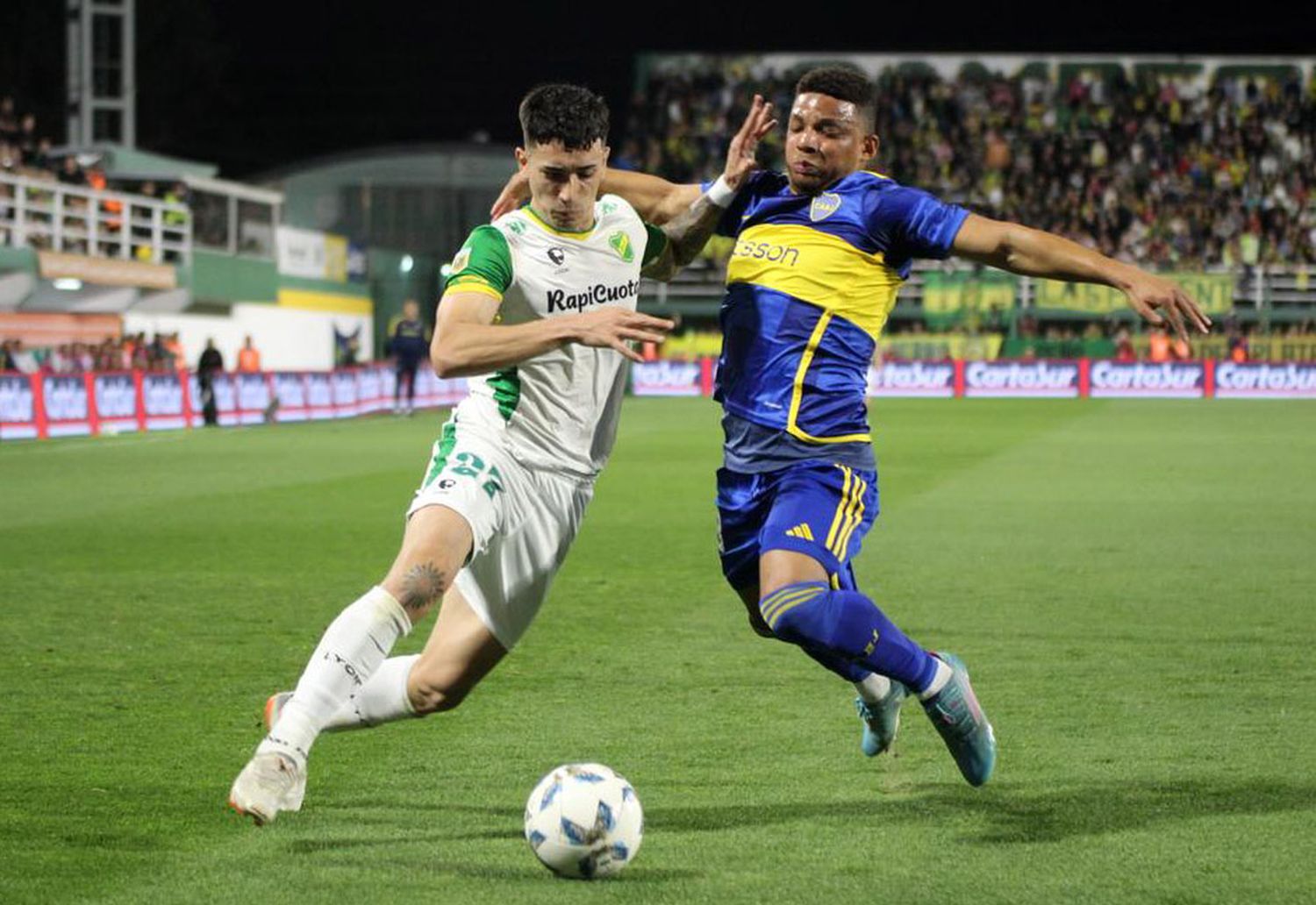 Defensa fue más compacto y le dio otro golpe a Boca