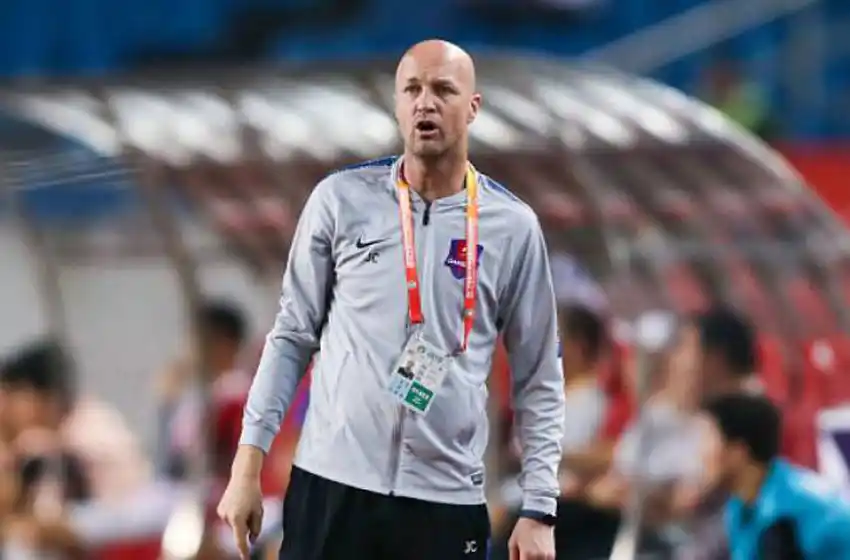 El primer rival de Argentina en las Eliminatorias sorprendió con la elección de su nuevo DT