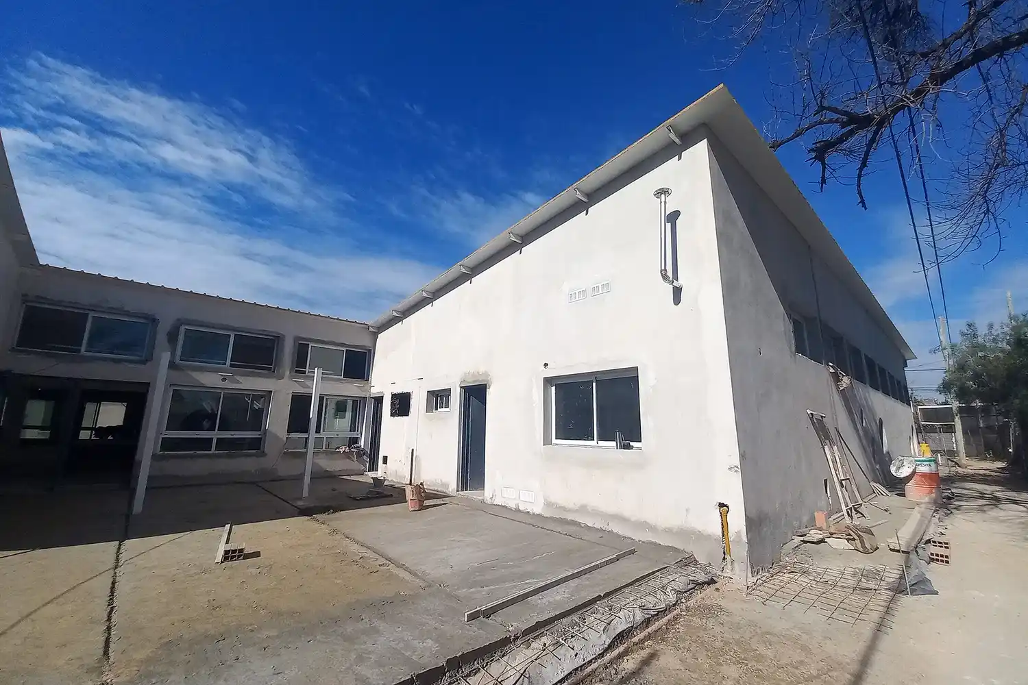 La provincia se fortalece con ochos nuevas unidades educativas en construcción