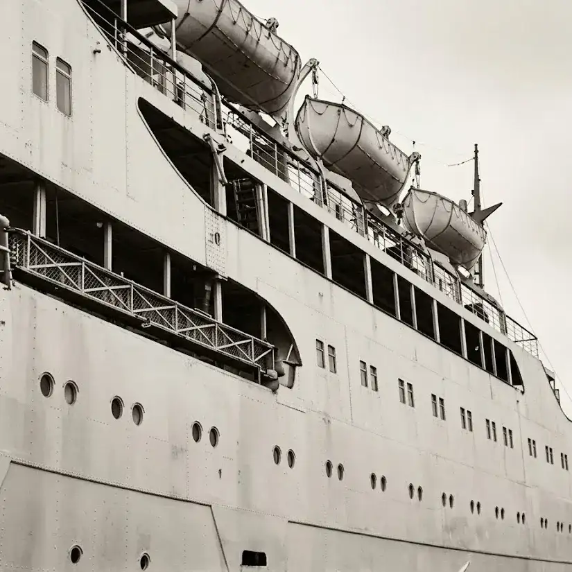 Barco Eva Perón - 4