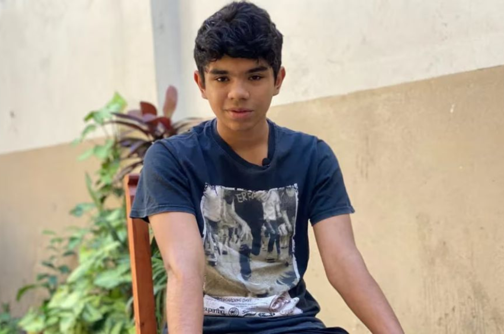 El adolescente correntino busca una familia que lo quiera.