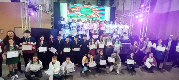 La Cooperativa Eléctrica entregó la distinción “Hugo Solís” al alumno solidario