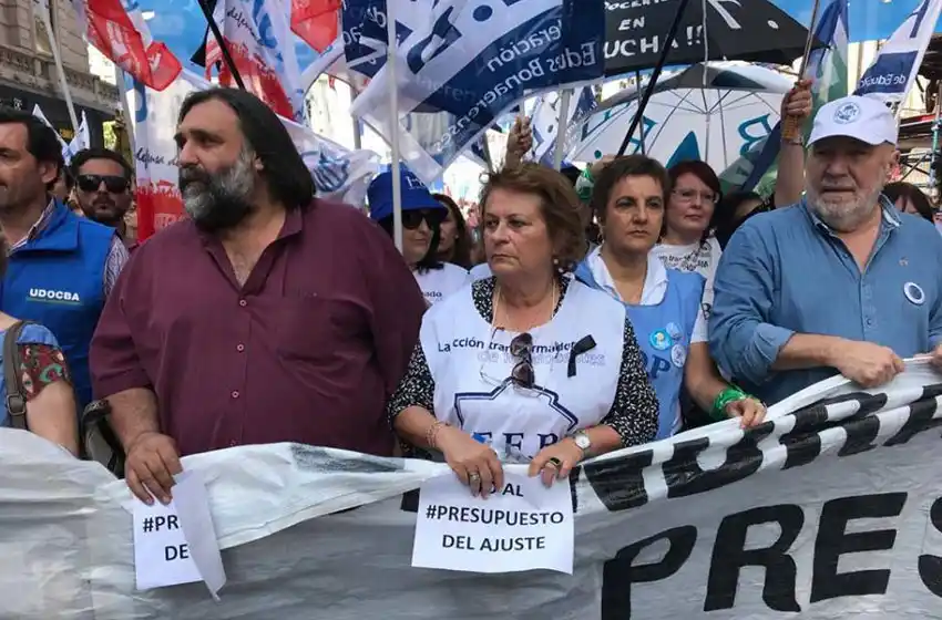 "El Municipio no puso los fondos que debía para reparar escuelas"