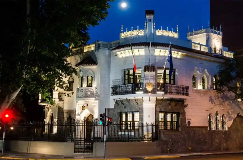 Más de 200 rosarinos reclaman al Consulado Italiano que agilice trámites para adquirir la ciudadanía