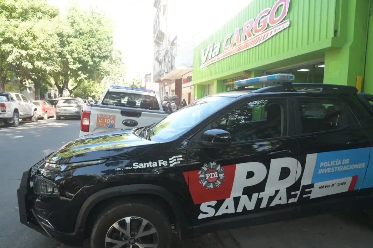 Allanaron un depósito de encomiendas del centro santafesino y encontraron 13 kilos de cocaína en dos secarropas