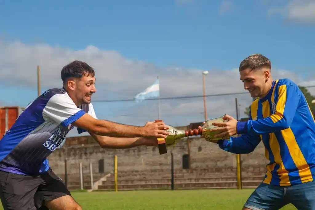Once y Echegoyen abren la temporada con una final