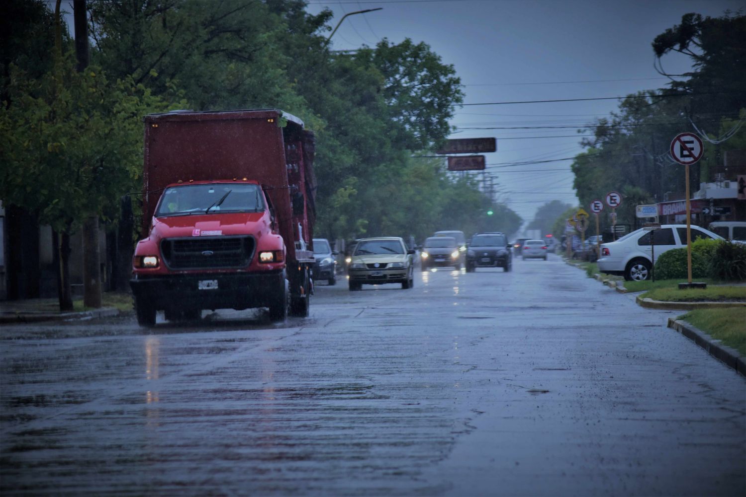 El clima comenzaría a mejorar a partir de mañana martes, según el pronóstico extendido