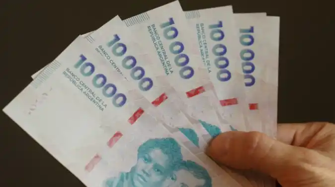 Los salarios aumentaron 3,2% en agosto, con mayor incidencia del sector no registrado.