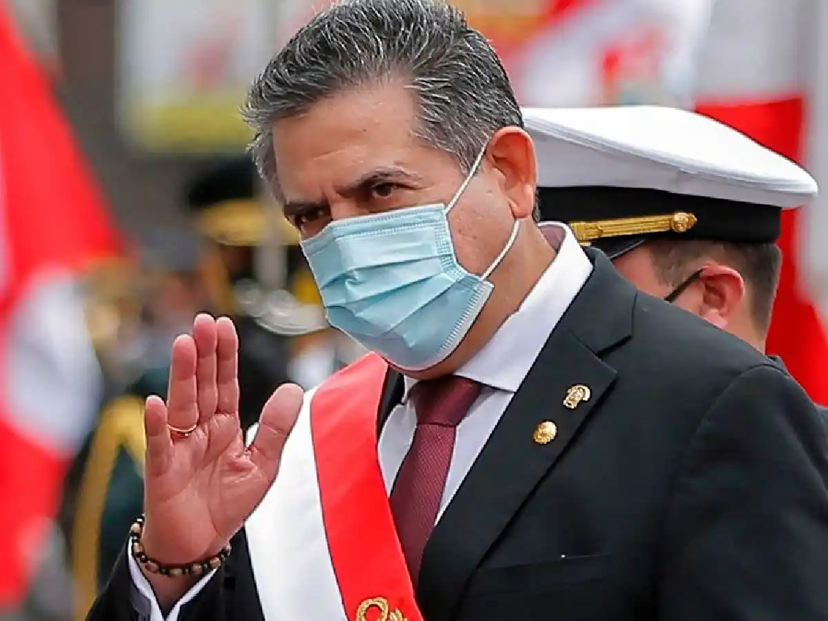 Crisis en Perú: renunció el presidente Manuel Merino
