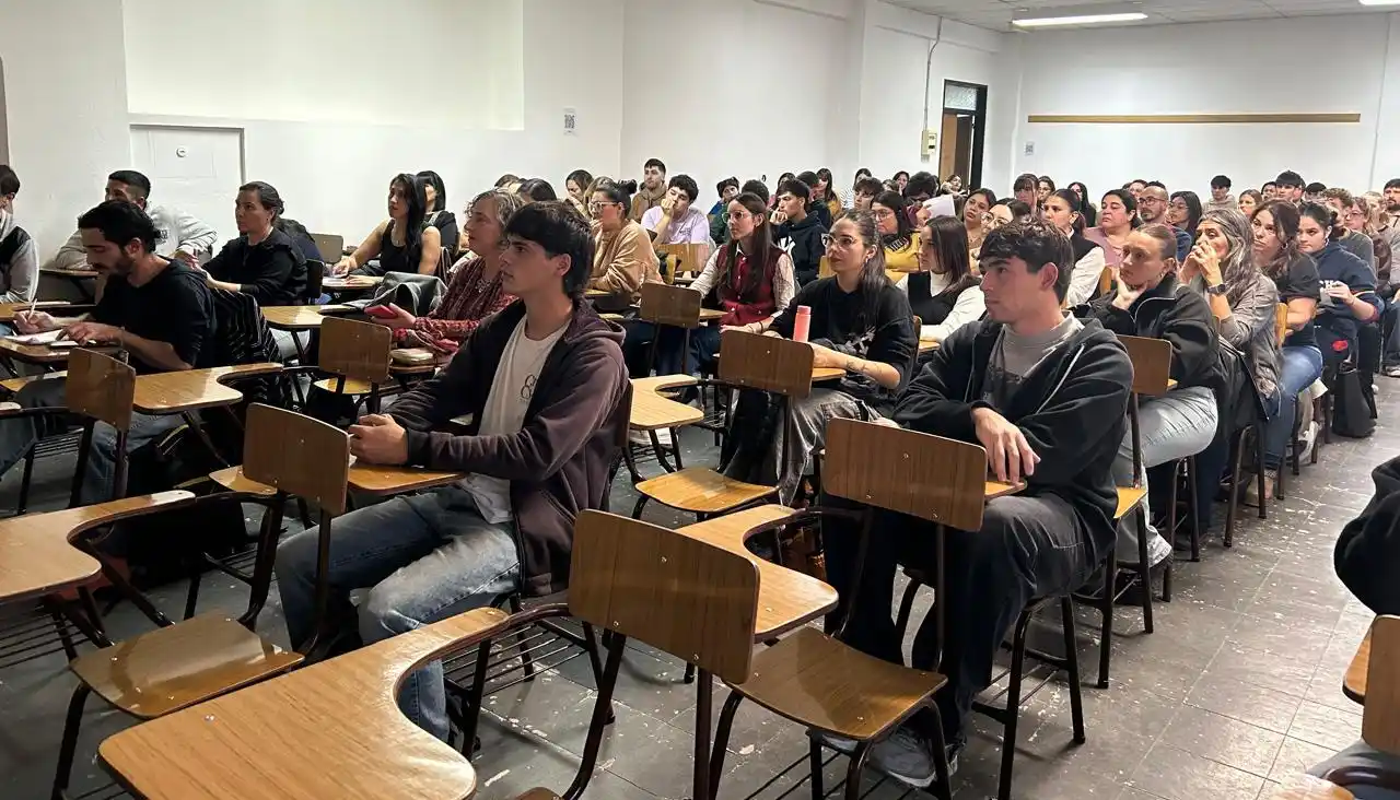 charla gerardo - 1