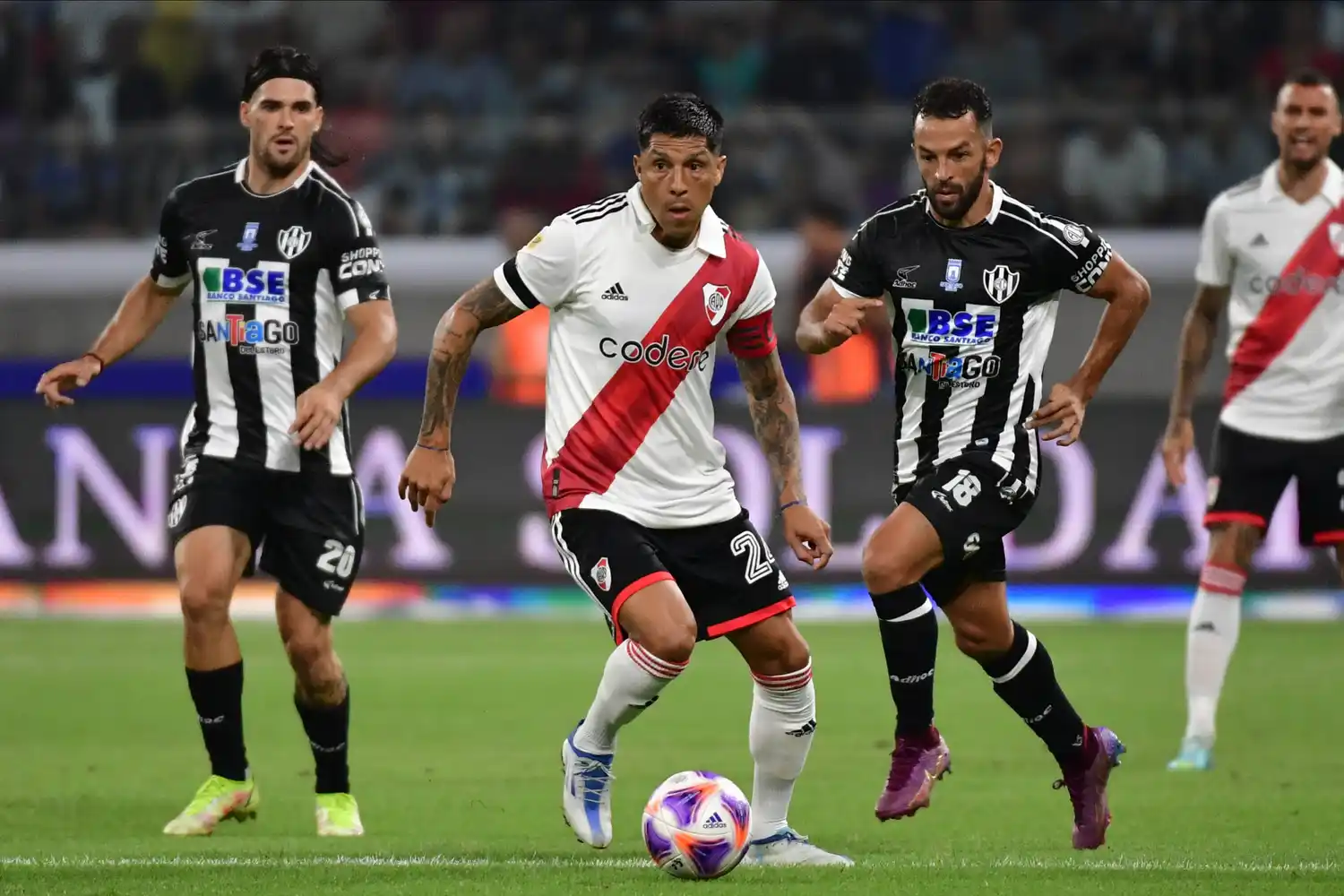 River apeló a su jerarquía para llevarse el primer triunfo