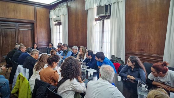 No hubo acuerdo con el Gobierno y médicos lanzan un paro nacional en hospitales de todo el país
