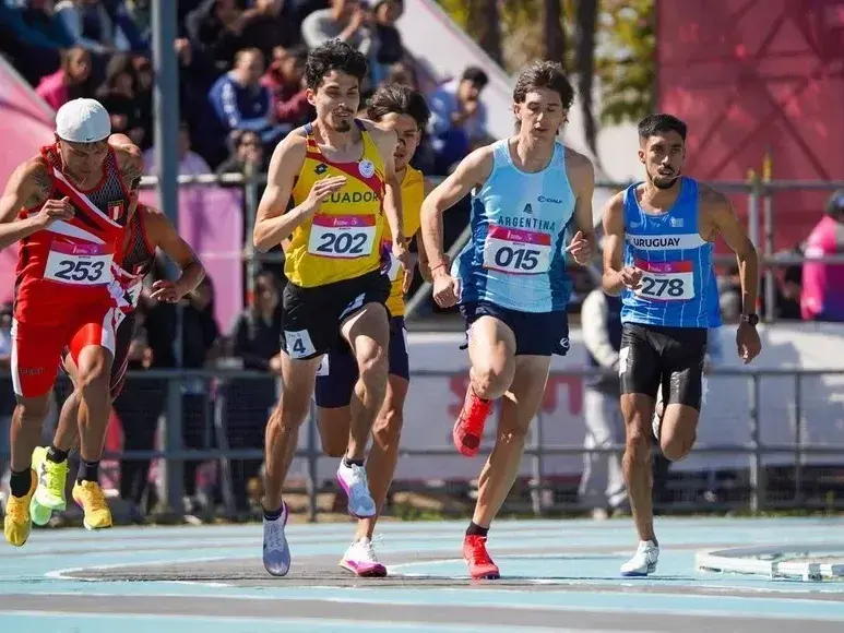 El CARD, sede del atletismo en Santa Fe. Foto:Redes
