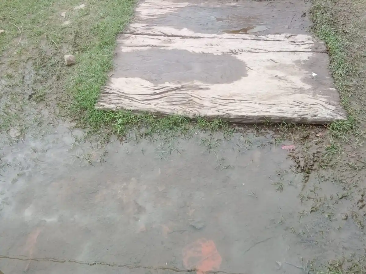 Por favor, que vengan a desagotar las cloacas