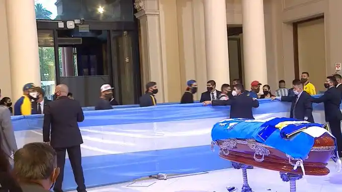 Último adiós a Diego Maradona en Casa Rosada: El mundo despide al último gran héroe de la pelota